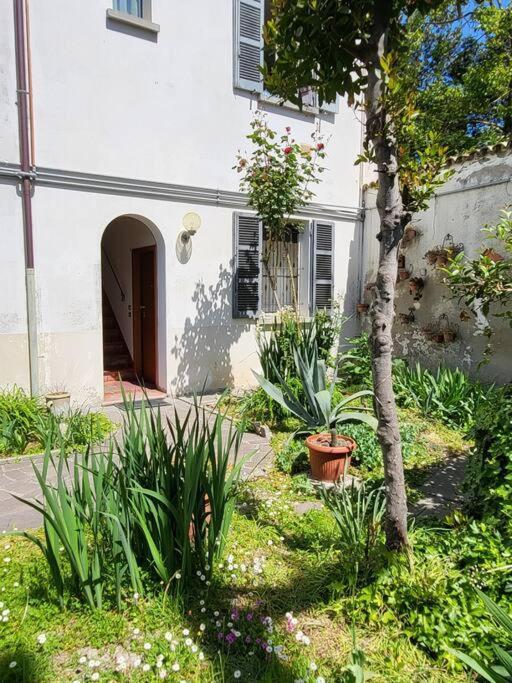 Appartement Casa Pascoli à Ravenne Extérieur photo